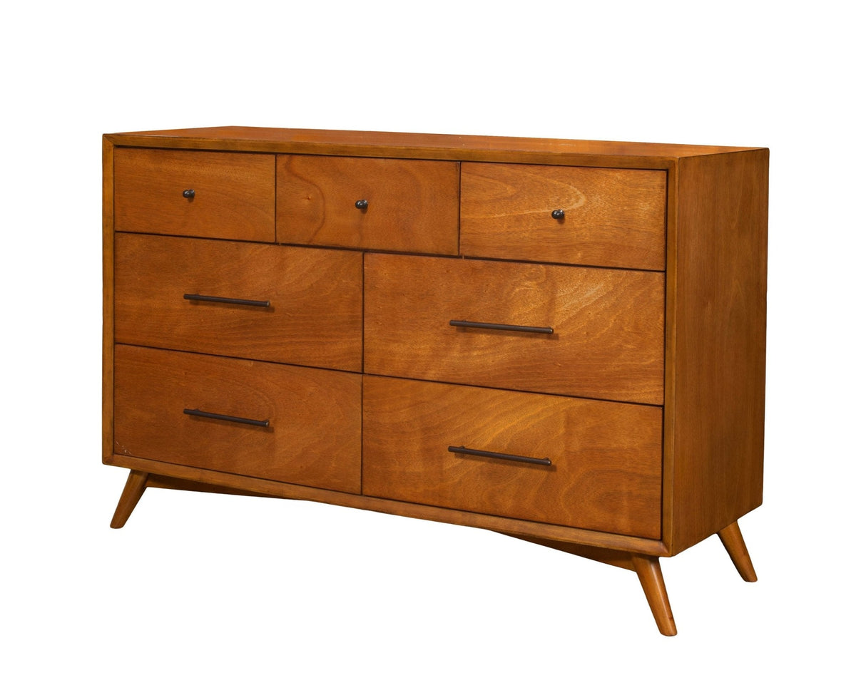 Flynn Dresser, Chestnut