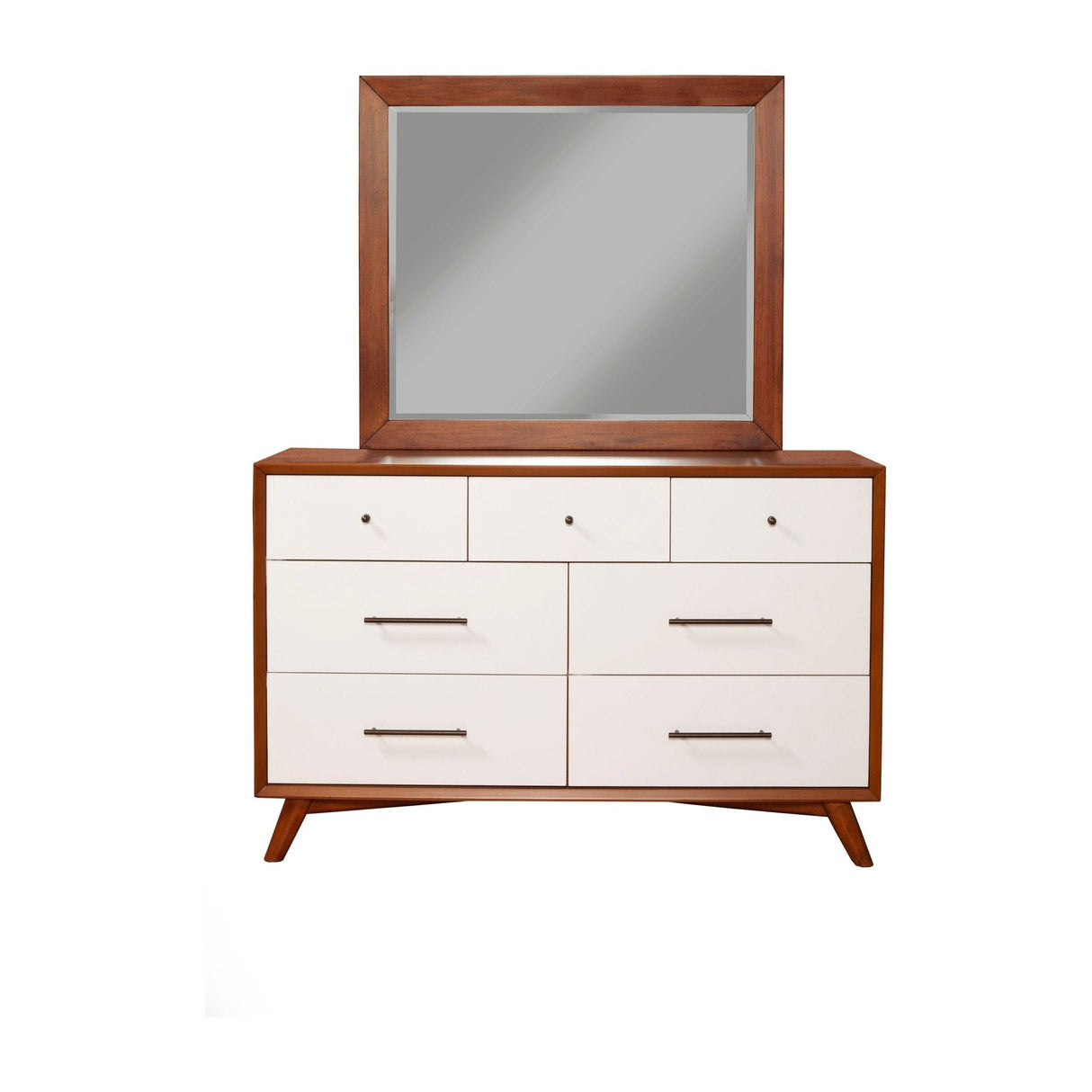Flynn Dresser, Chestnut/White