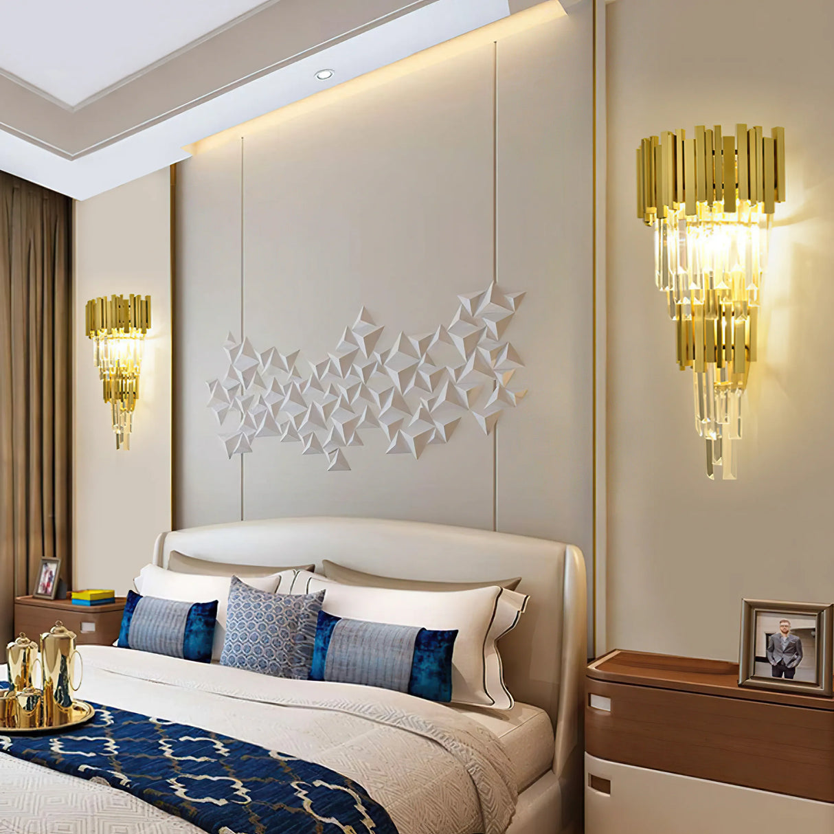 Bourbons Grand Crystal Sconce