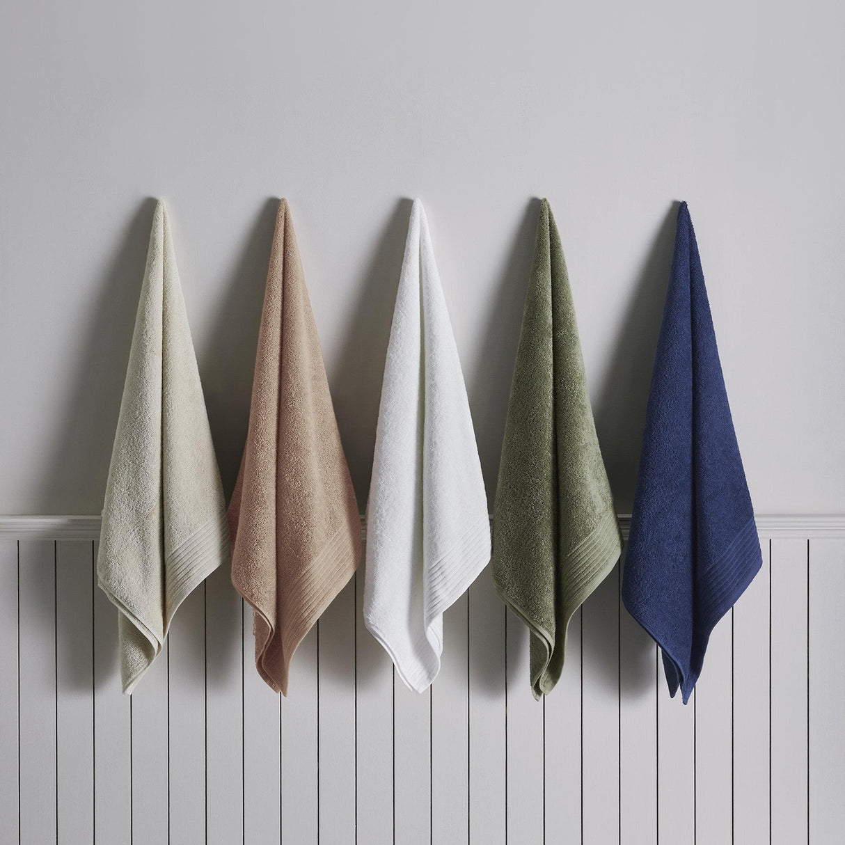 4 Pack Cotton Bath Towels - Kasper Collection