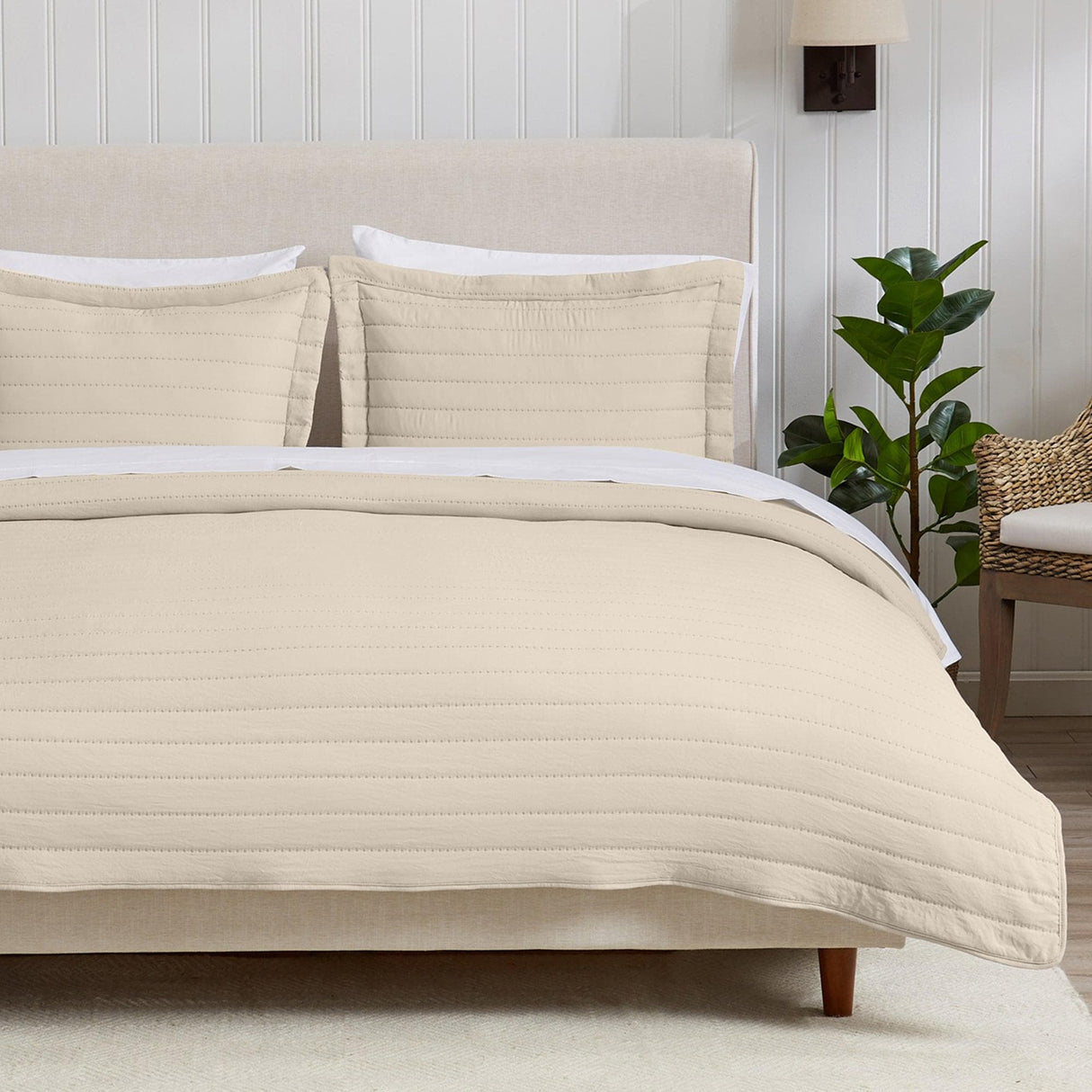 Solid Striped Quilt - Virginia Collection