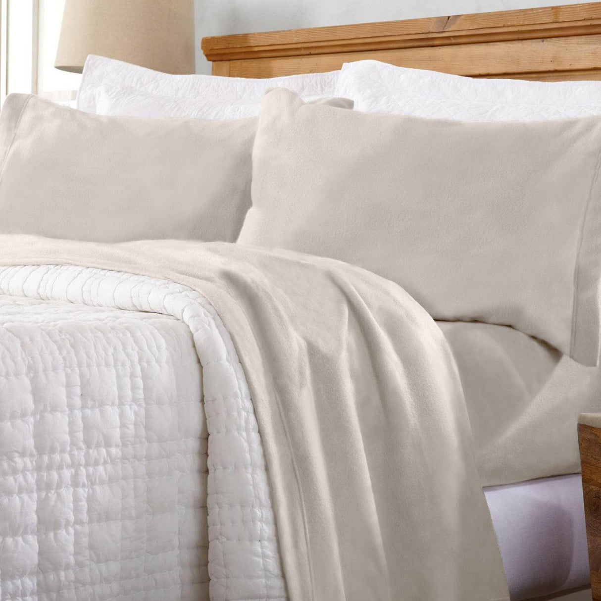 4-Piece Solid Fleece Sheet - Christina Collection