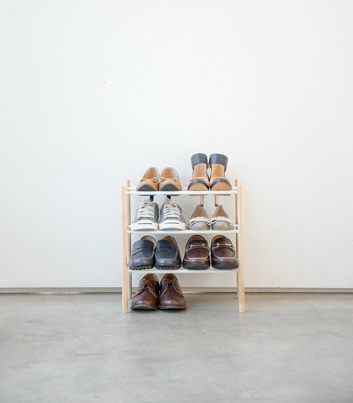 Expandable Shoe Rack (18" H) - Steel + Wood