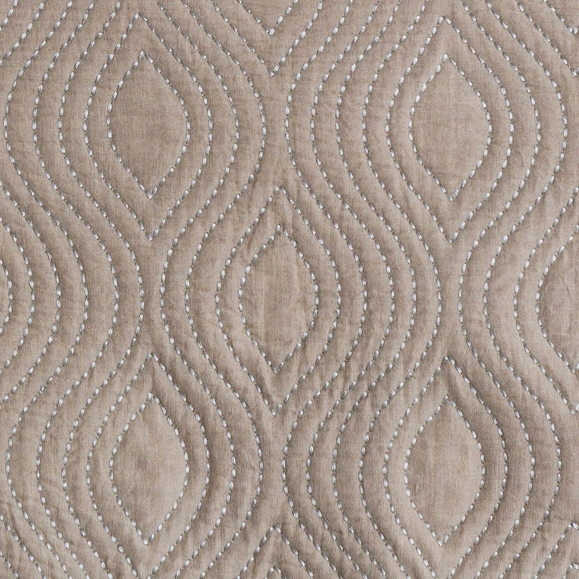 Otocac Light Gray Bedding