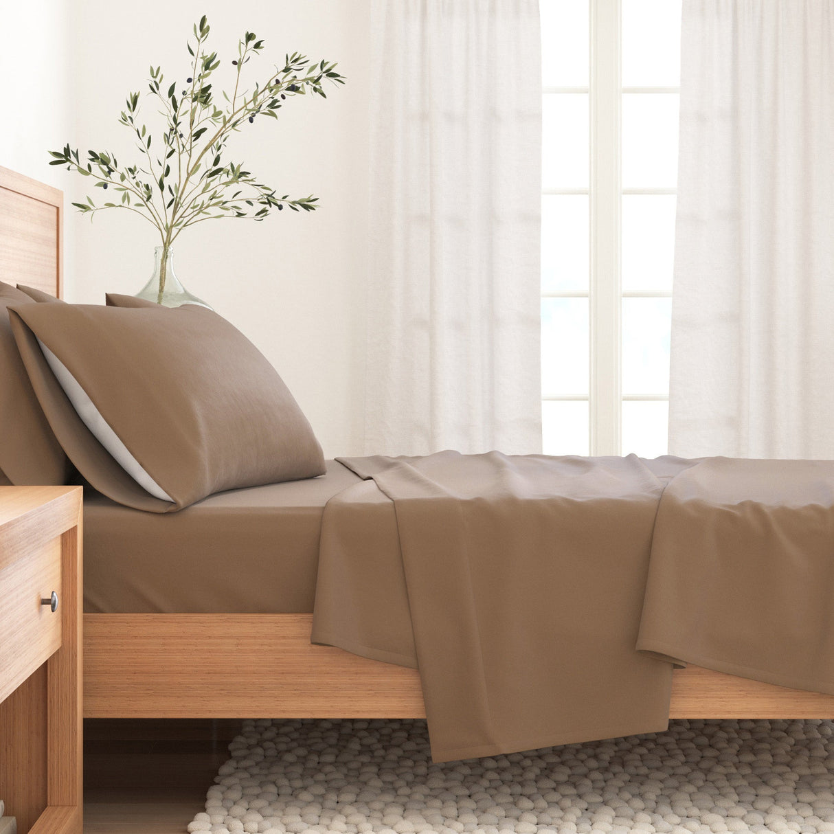 4-Piece Cotton Solid Flannel Sheet - Nordic Collection