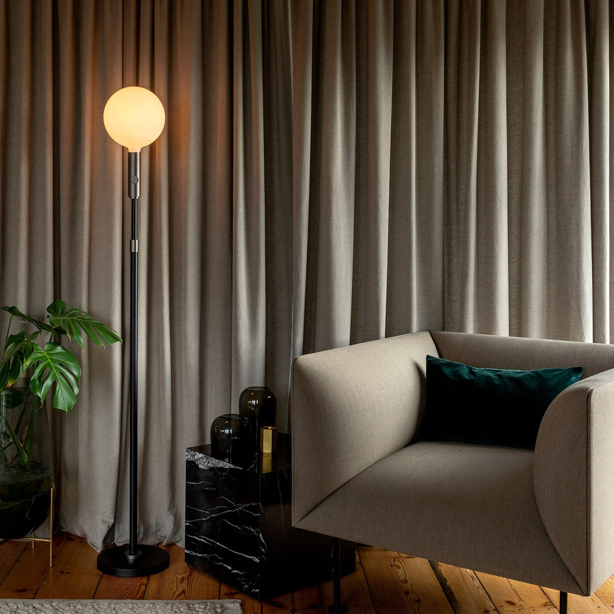 Poise Adjustable Floor Lamp in Graphite