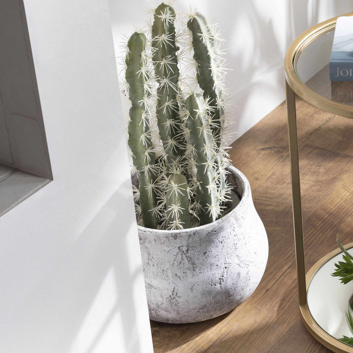 Zlataritsa Taupe Planter