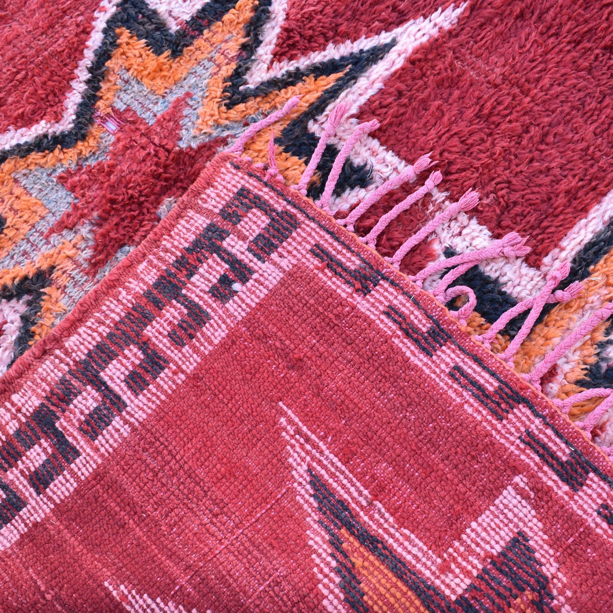 Titrit Hand-Knotted Wool Moroccan Rug | 4'7" x 8'4"