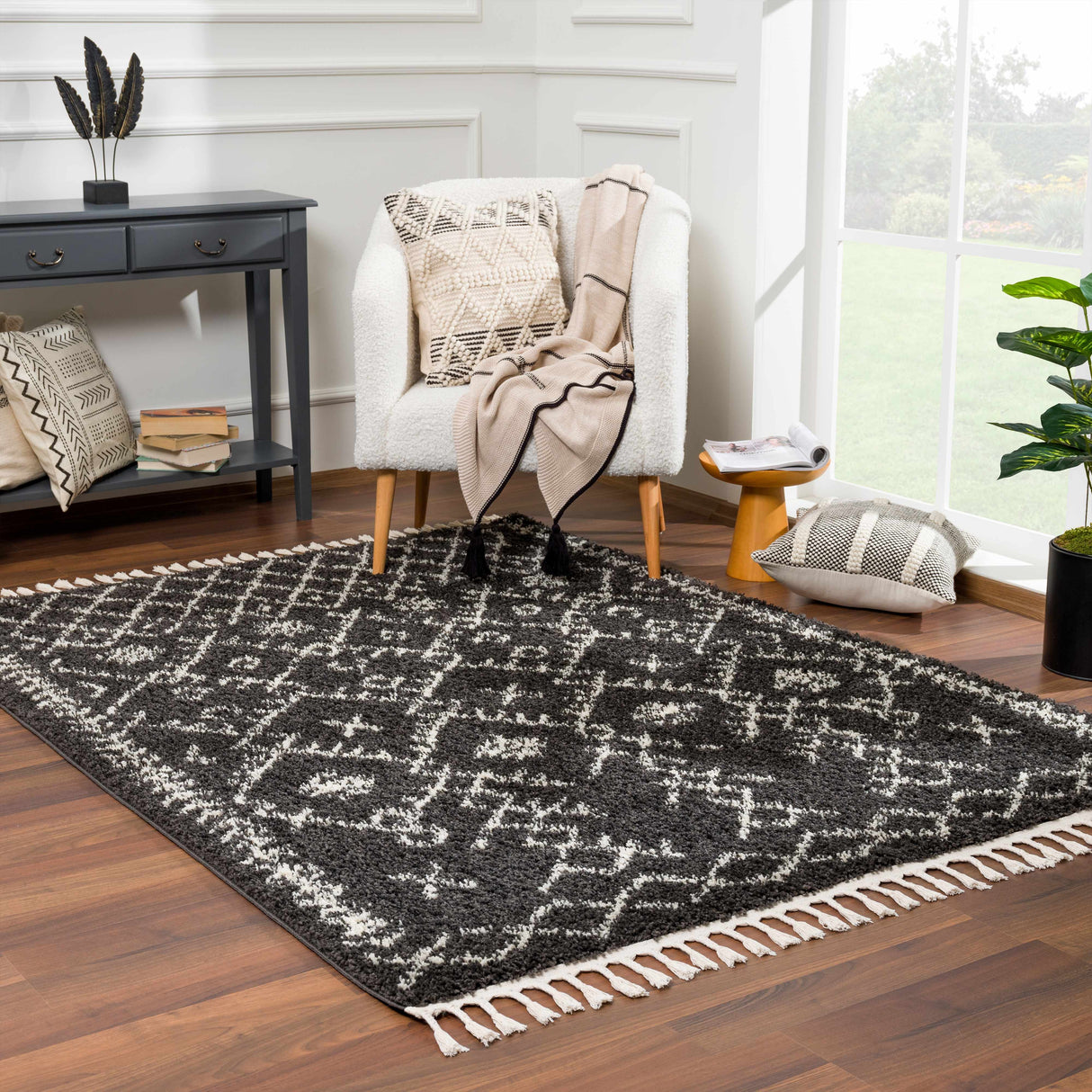 Thetford Black Berber Shag Rug - Clearance