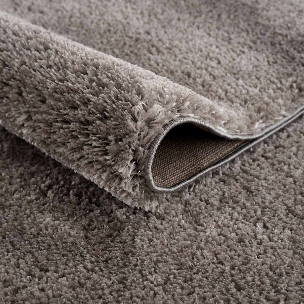 Heavenly Solid Gray Plush Area Rug