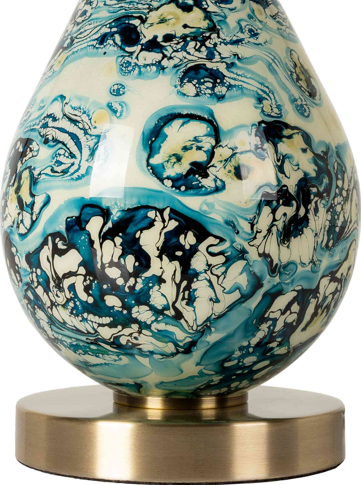 Ellbogen Traditional Table Lamp