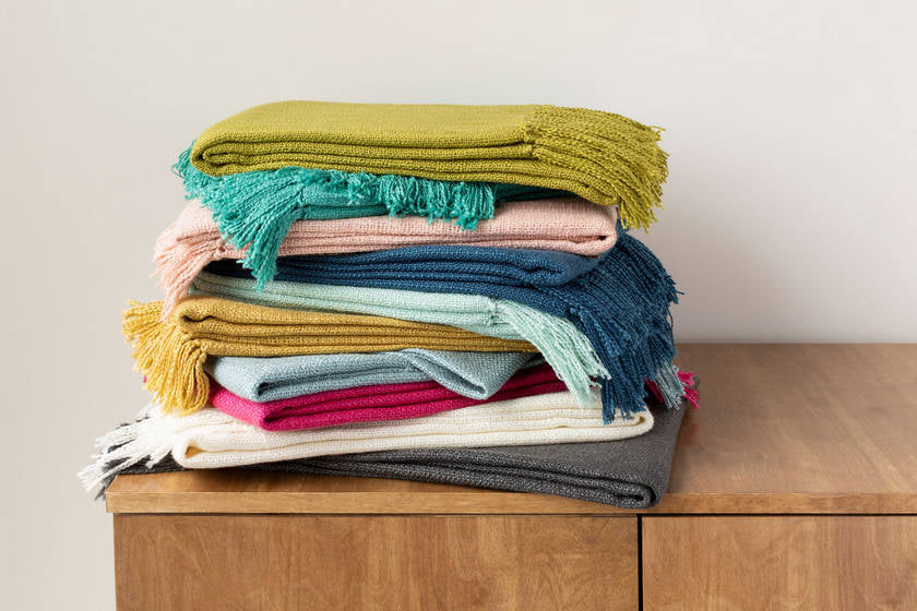 Gleisdorf Bright Pink Throw