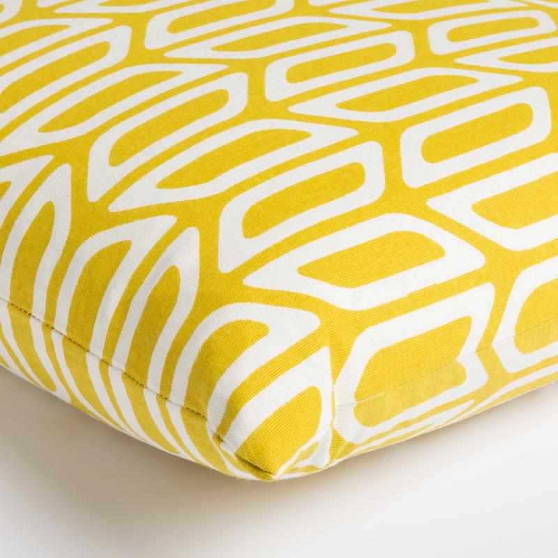 Magele Mustard Pillow Cover
