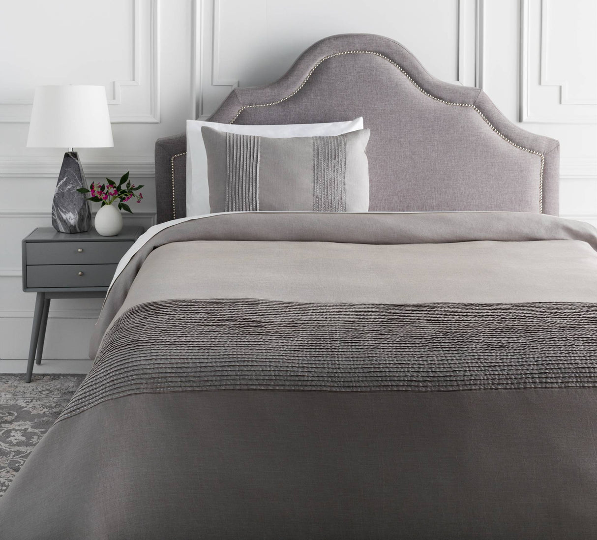 Imotski Medium Gray Bedding
