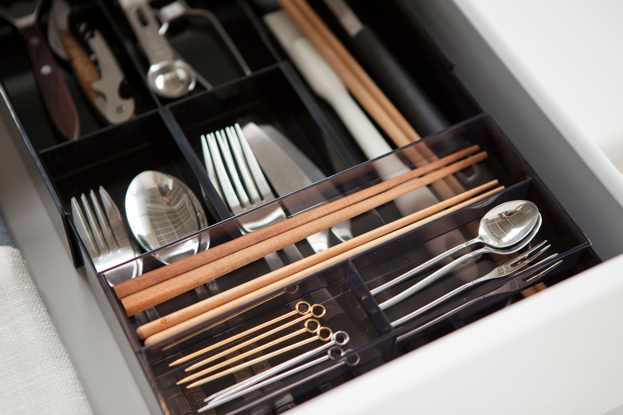 Expandable Cutlery Organizer