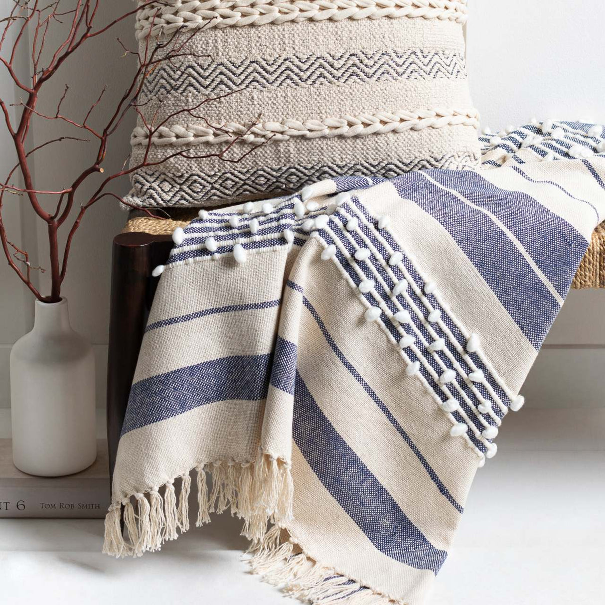 Nebelberg Cream Throw