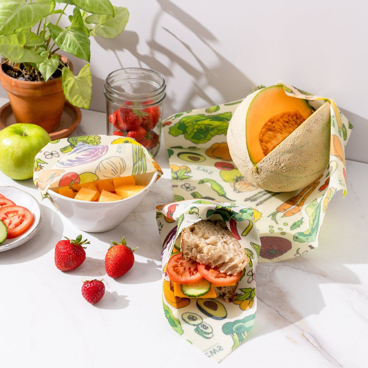 Beeswax Wraps – Plastic-Free Food Storage