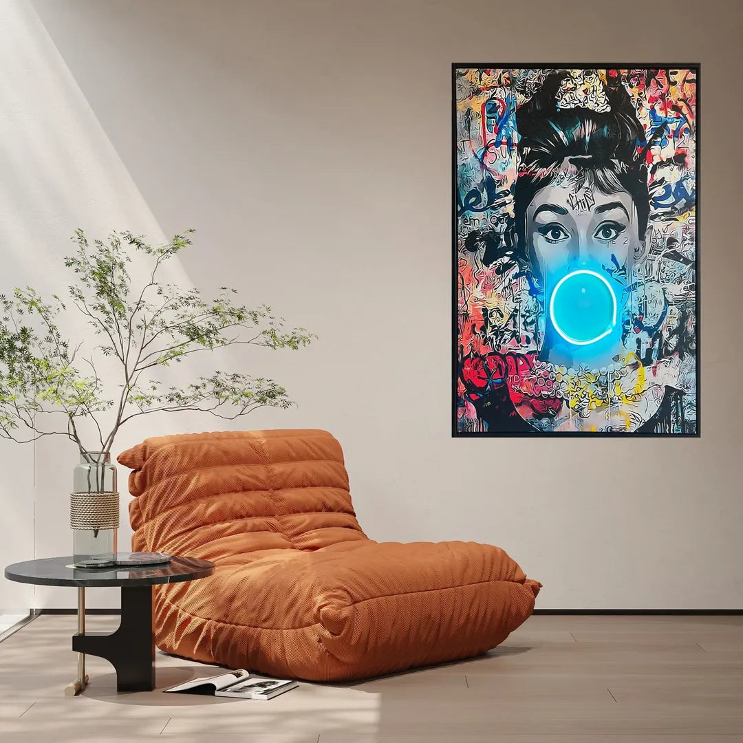 Audrey Hepburn | Pop Art Bubble Gum LED Painting | Modern Street Art Wall Décor