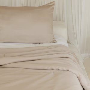 Double Cocoon Mulberry Silk-filled Quilt