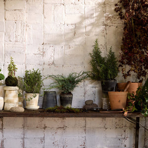 Basic Planter, Grey Patina