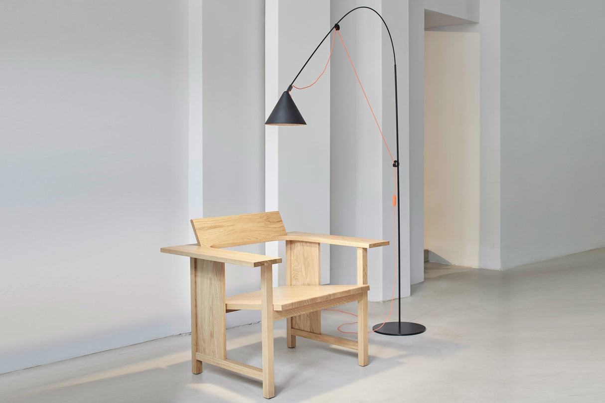 AYNO Floor Lamp