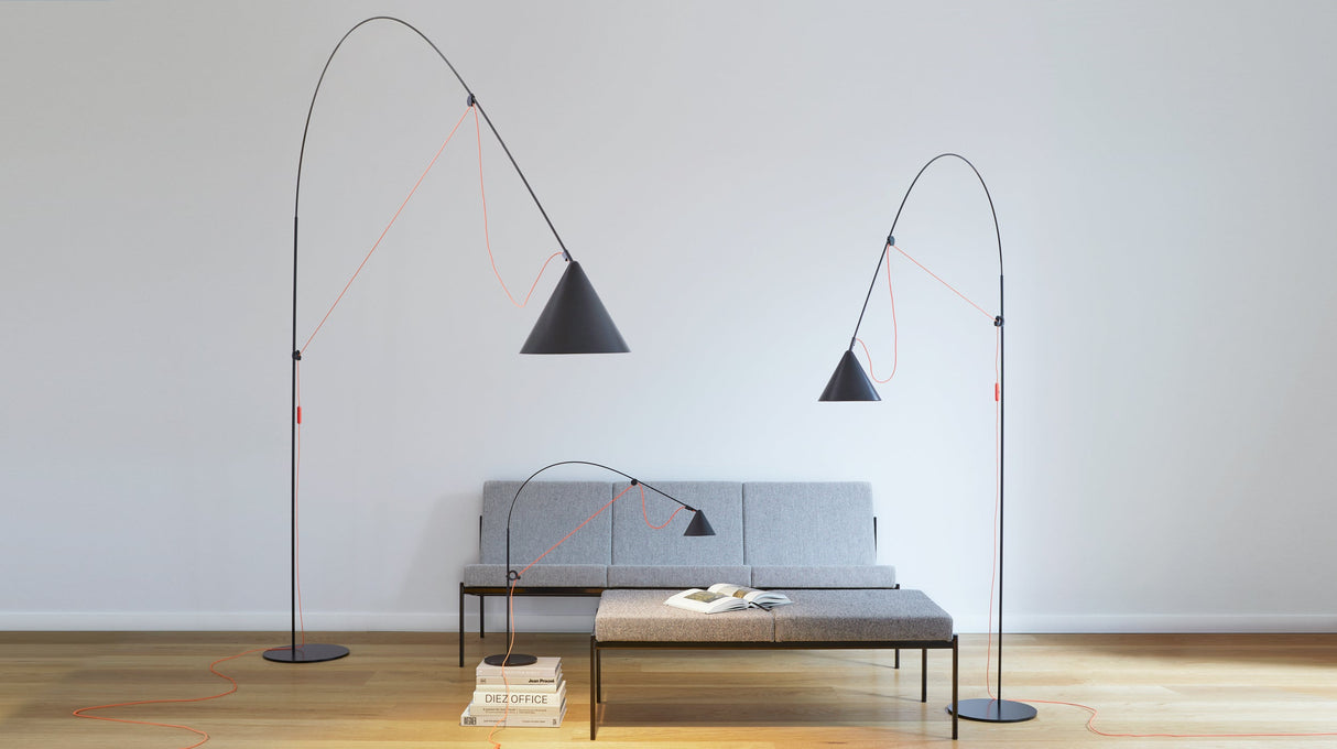 AYNO Floor Lamp