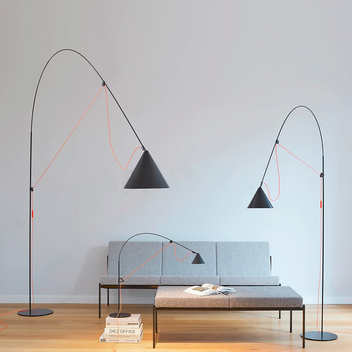 AYNO Floor Lamp