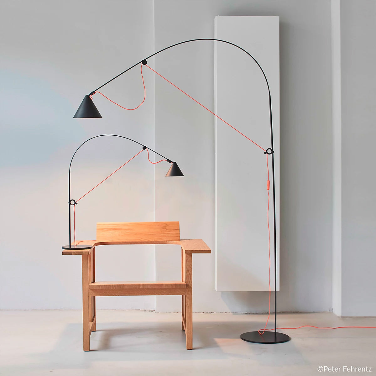 AYNO Floor Lamp
