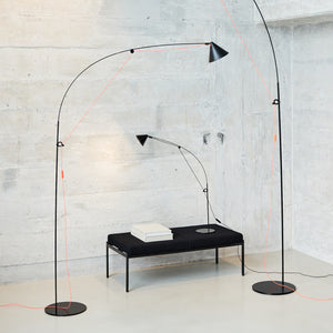 AYNO Floor Lamp