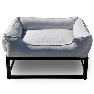 The FÜZI Elevated Dog Bed