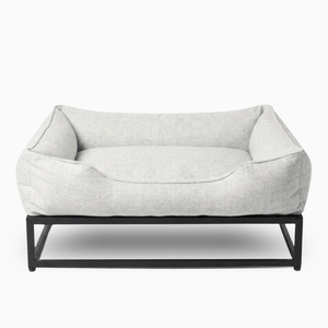 The FÜZI Elevated Dog Bed