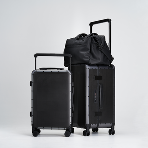 Carbon S 2.0 Carbon Fiber Suitcase Gunmetal
