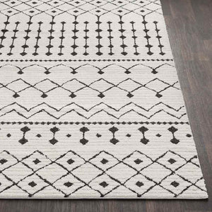 Ava Global Black/Charcoal Area Rug