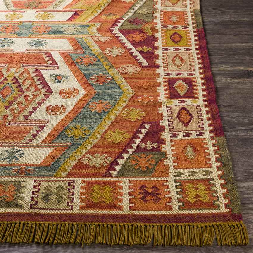 Wognum Global Burgundy Area Rug