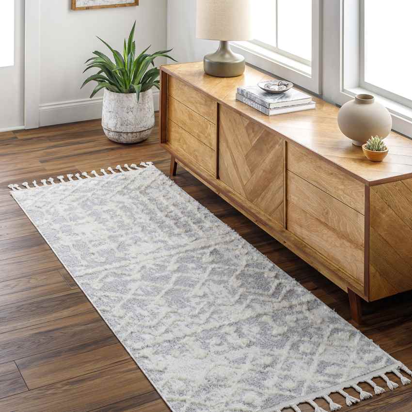 Rocky Ripple Global Light Gray Area Rug