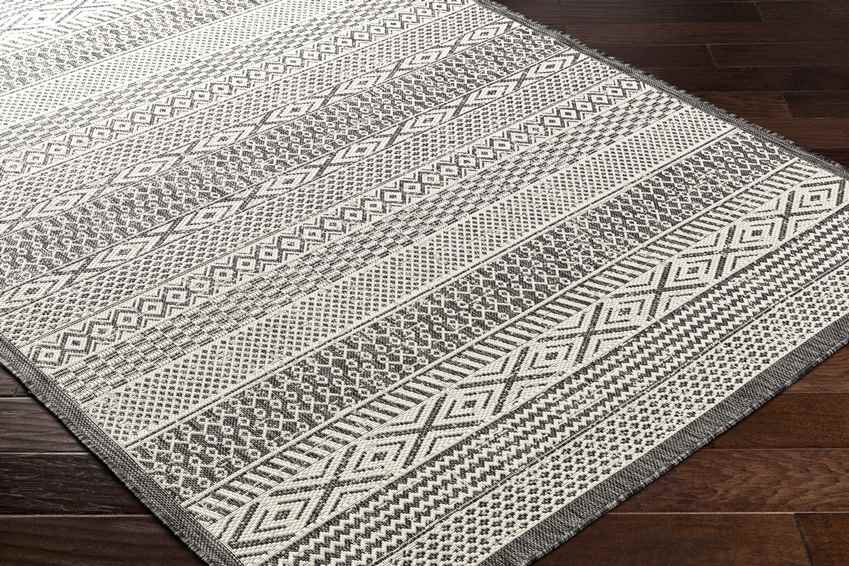 Charle Modern Black/Beige Area Rug