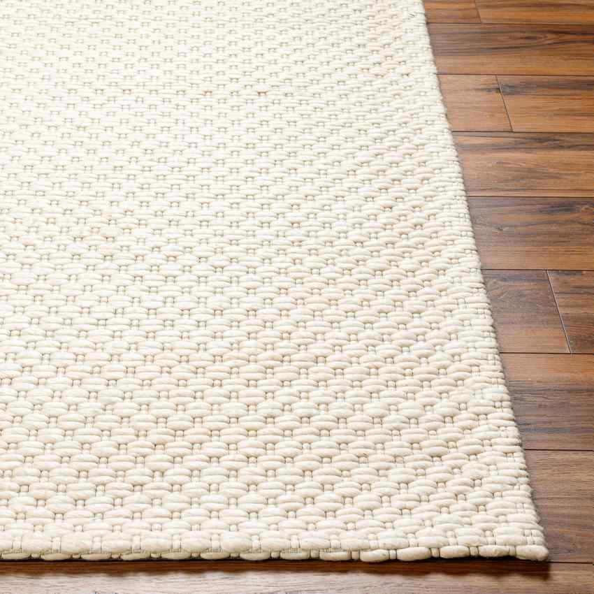Antiono Cottage Ivory/Light Beige Area Rug