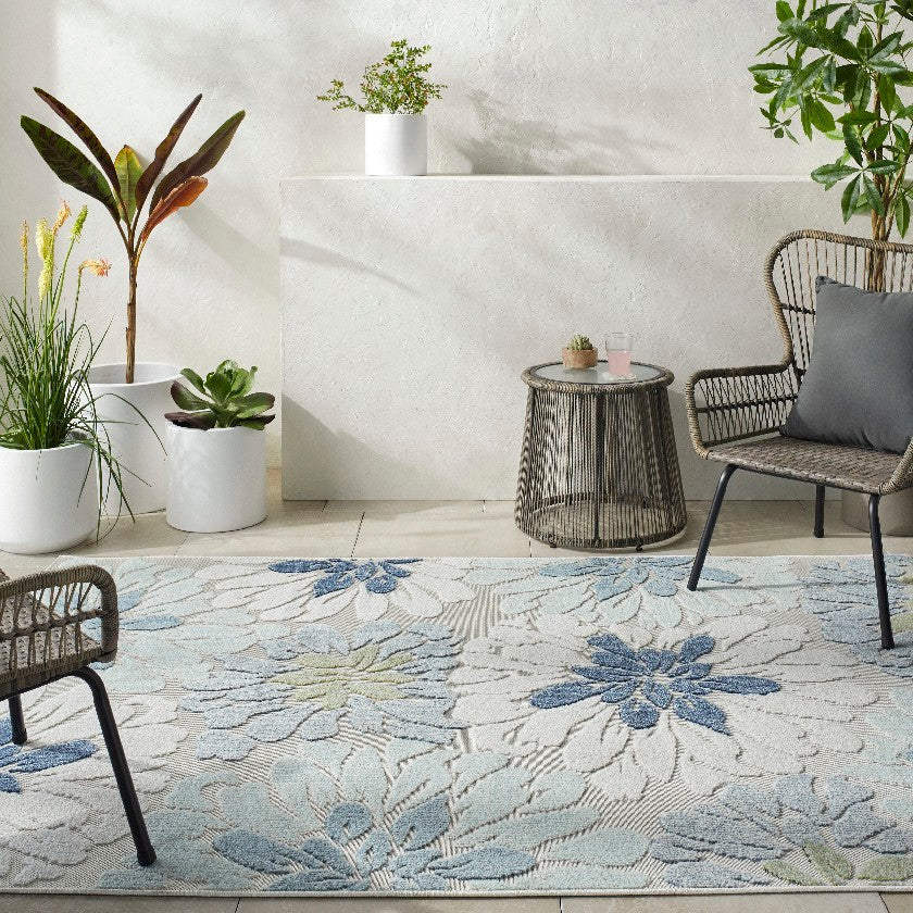 Mohit Coastal Pale Blue Area Rug