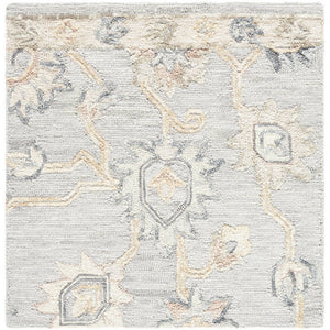 Asma Traditional Light Silver Area Rug