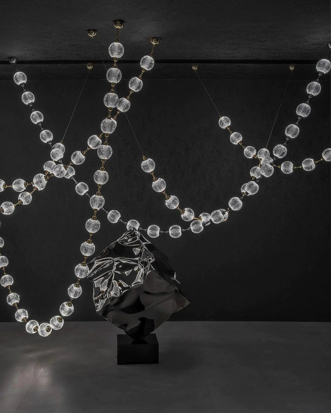 Afralia Elegant Pendant Light