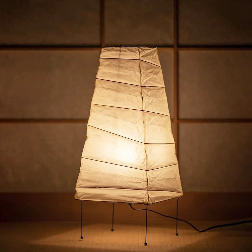 Akari 4N Table Lamp