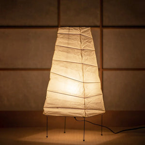 Akari 4N Table Lamp