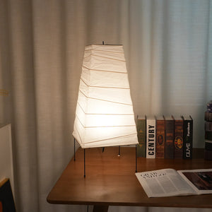 Akari 4N Table Lamp