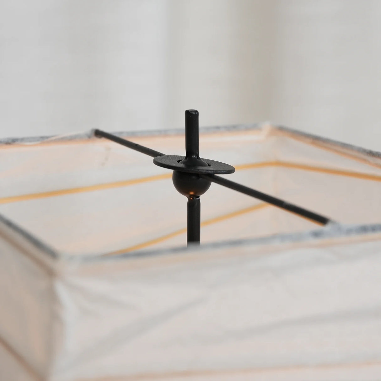 Akari 4N Table Lamp