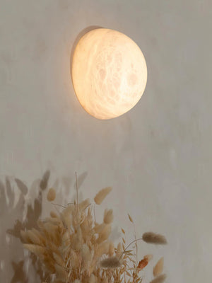 Alabaster Pebble White Wall Lamp