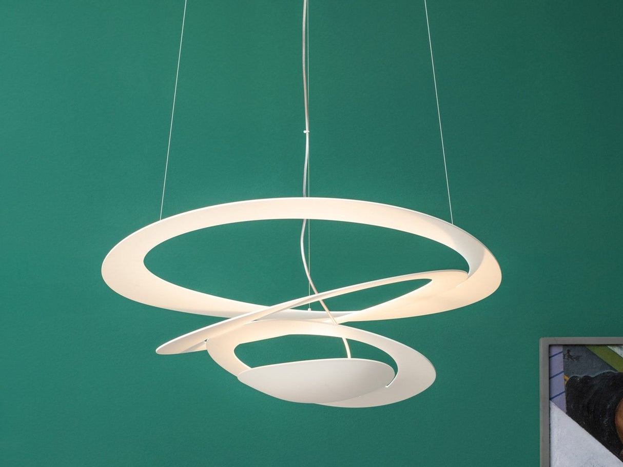 Pirce pendant lamp