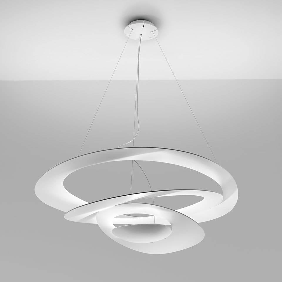Pirce pendant lamp