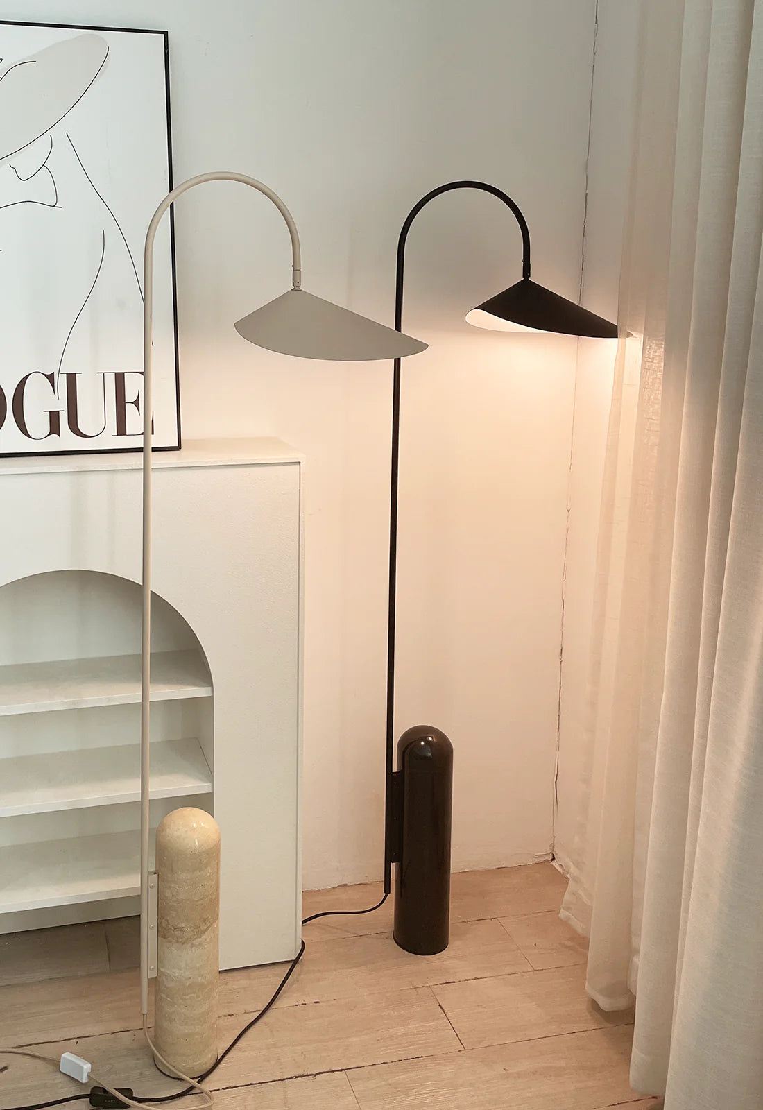 Arum Duckbill Floor Lamp