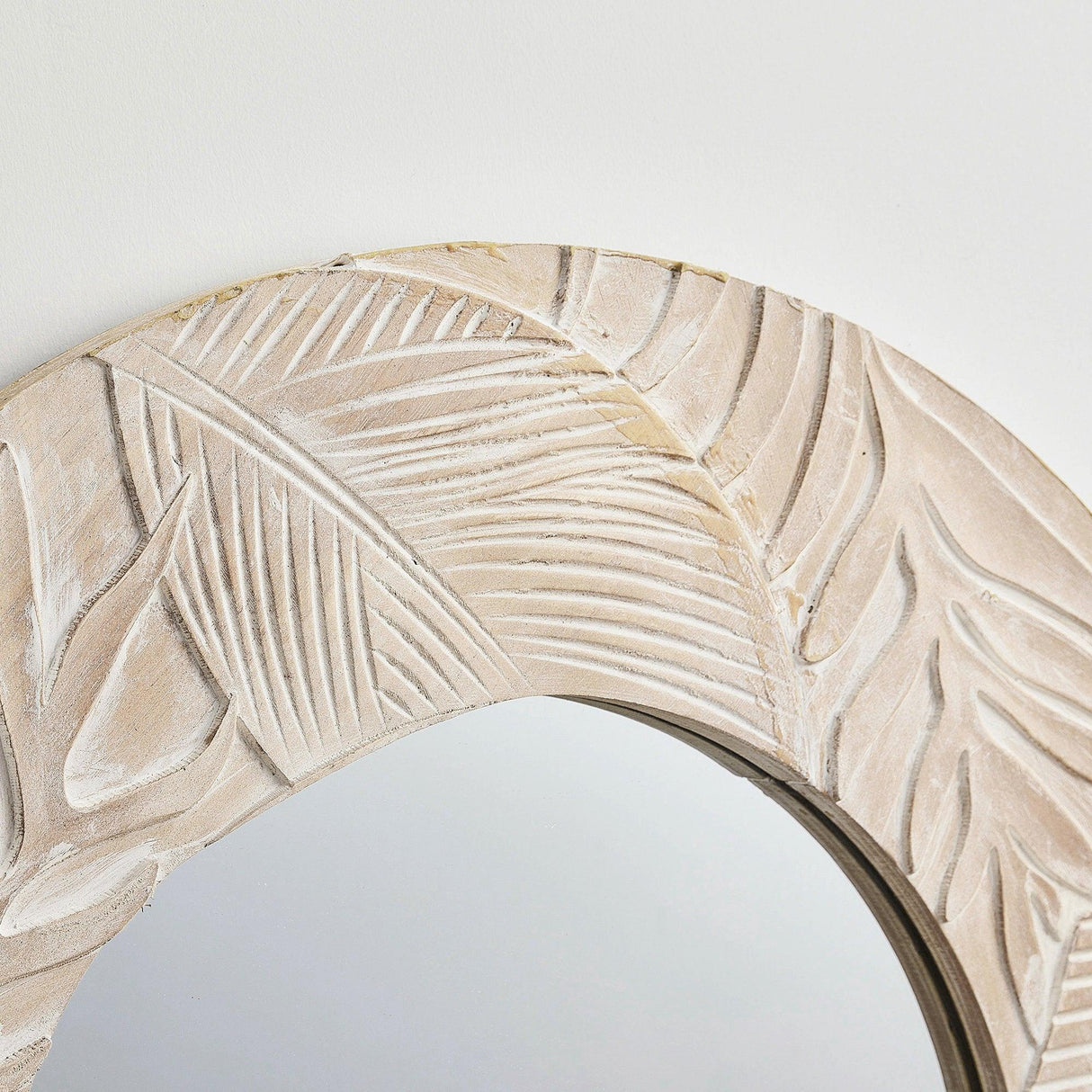 Traditioanl Wood Round Mirror Wall Decor