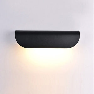 Bay Curved Garden Wall Light